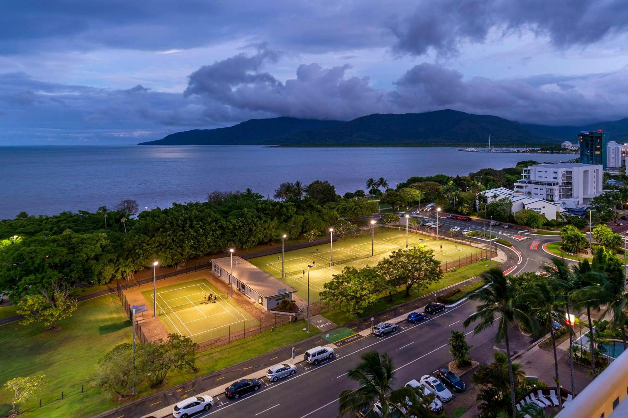 Rydges Esplanade Resort Cairns Kültér fotó